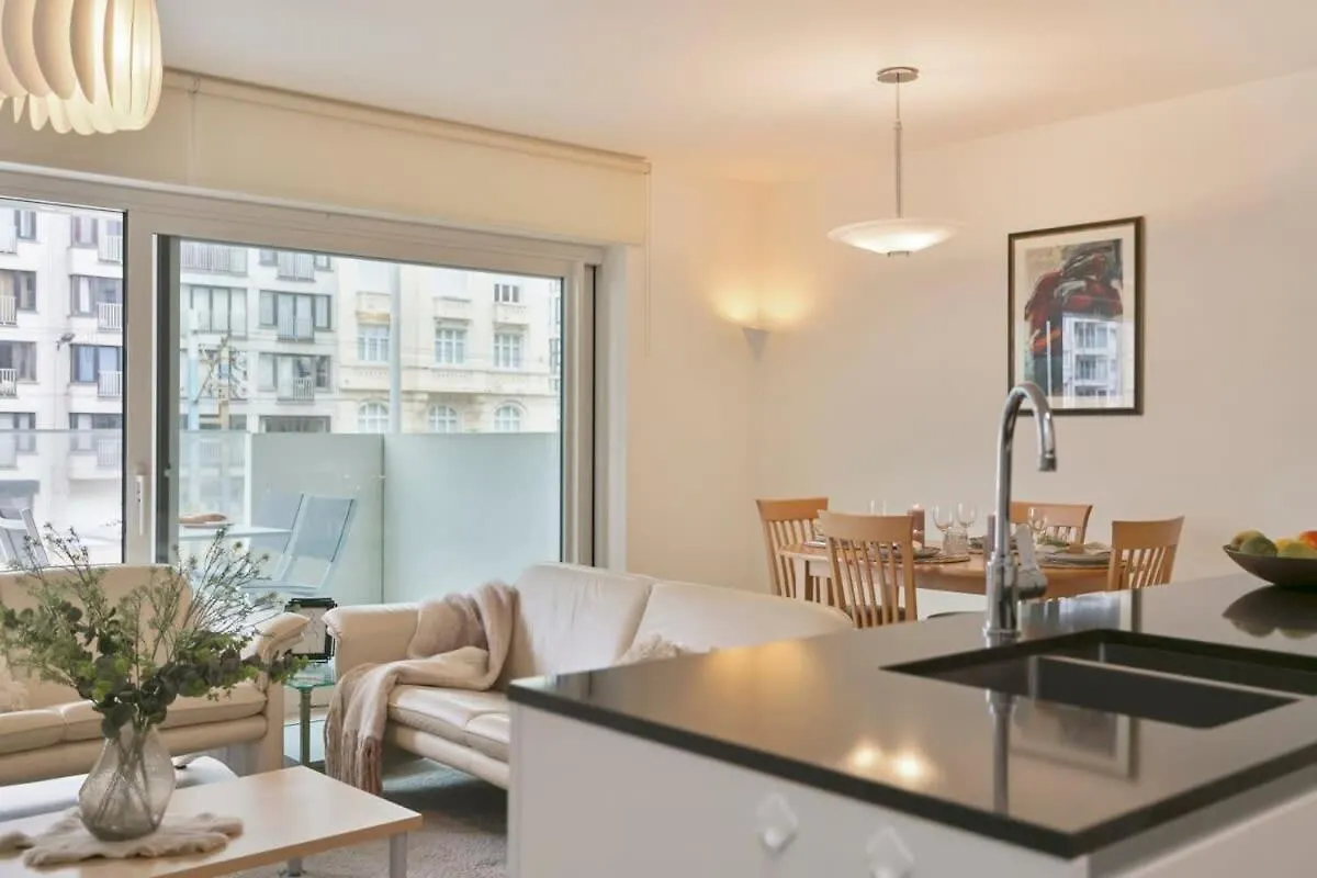 Huswell - Cosy Family Apartment With Parking Near The Beach Oostende