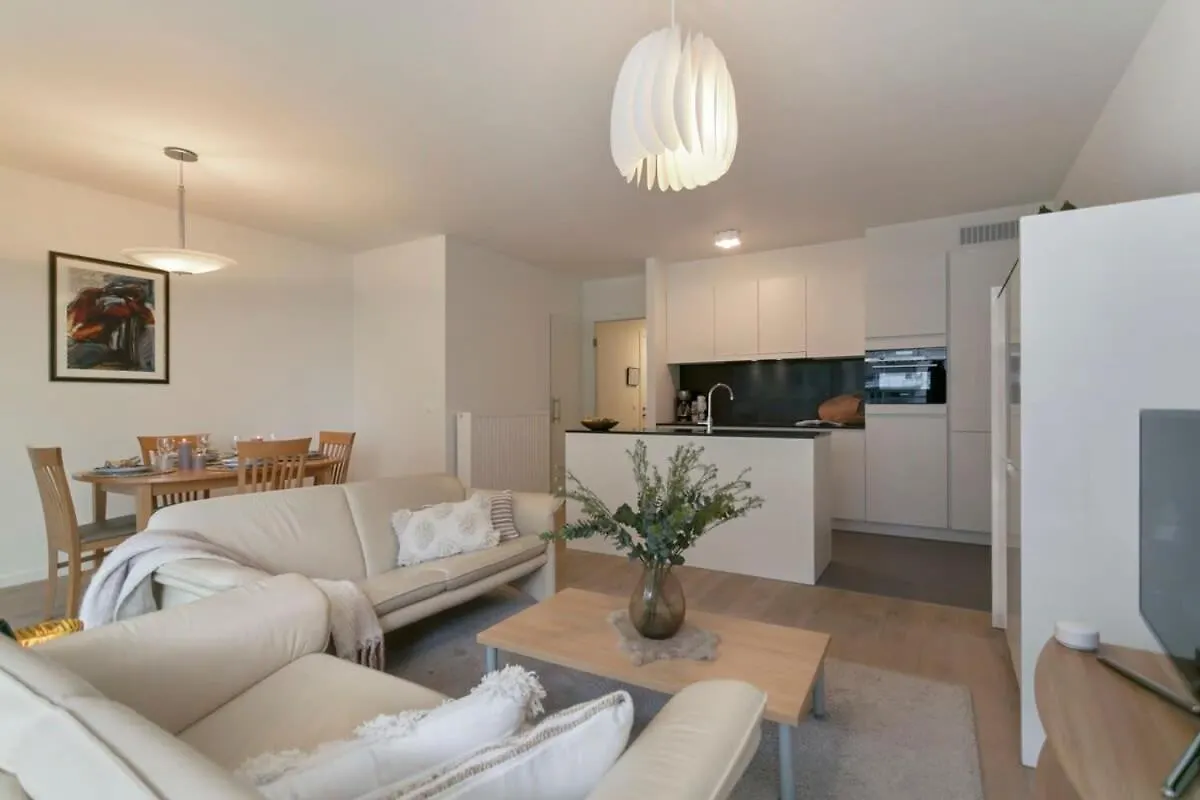 Huswell - Cosy Family Apartment With Parking Near The Beach Oostende